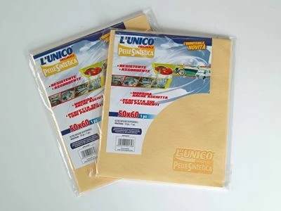 PELLE SINTETICA 54 X 44 CM